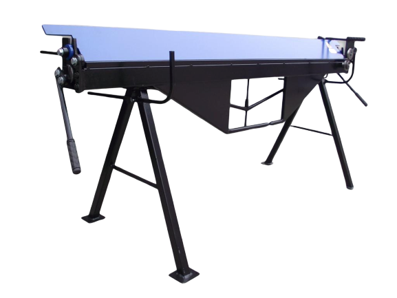 Livraison plieuse à zinc d'atelier et chantier